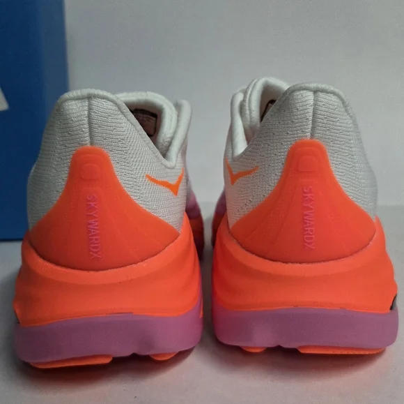 Hoka One One Skyward X Womens Running Shoes Size 8-9 NWB! - Picture 6 of 12